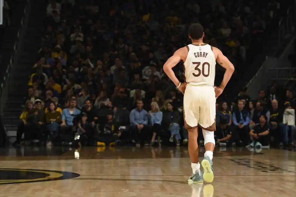 开云体育-巴特勒在TES比赛中势不可挡，突破纪录引发热议！的简单介绍